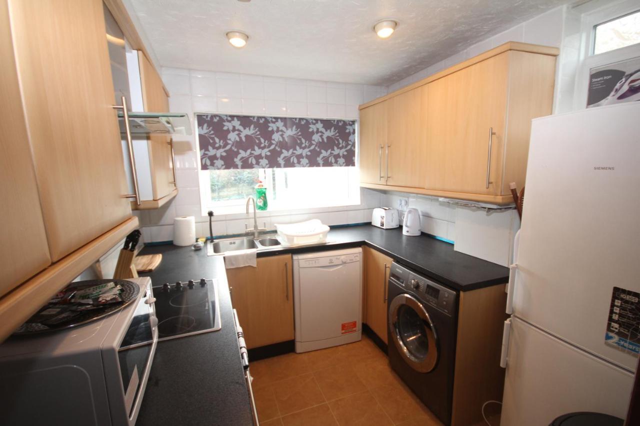 Kenton House Villa Хароу Екстериор снимка