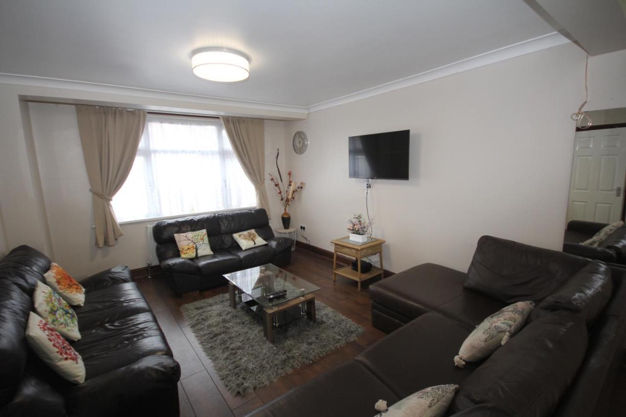 Kenton House Villa Хароу Екстериор снимка
