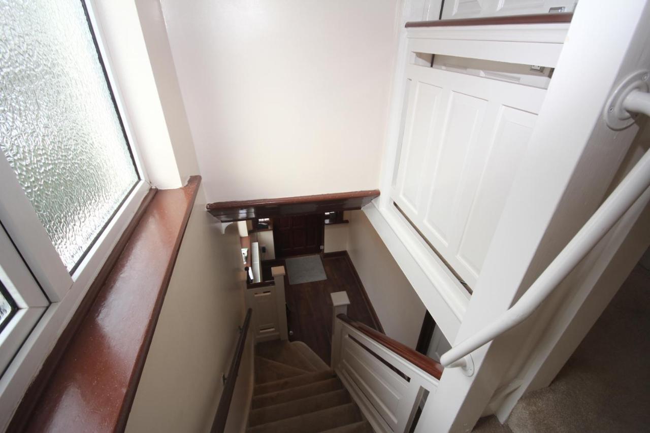 Kenton House Villa Хароу Екстериор снимка